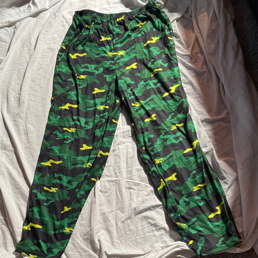 Cuddl Duds Kids Green and Yellow Camouflage Joggers